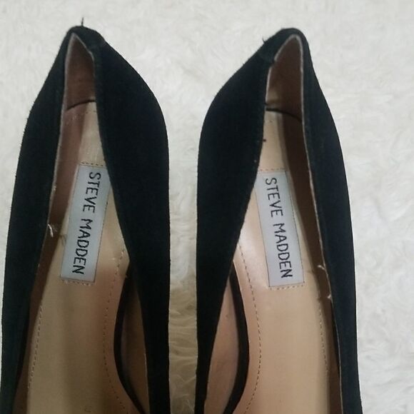 Steve Madden Black Suede Heels W Gold Tip size 10 - Picture 2 of 10